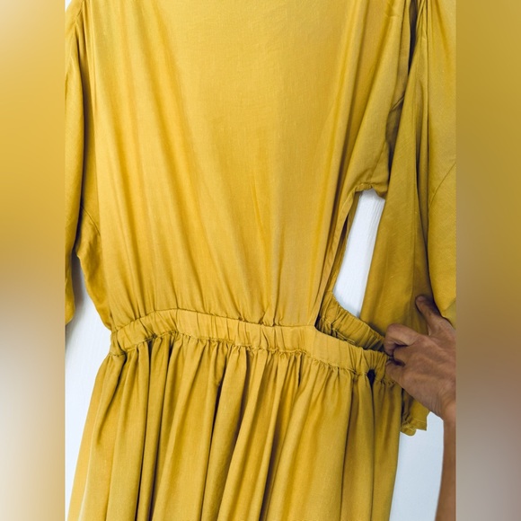 Gorgeous Asymmetrical shoulder & sleeves cut out waist flare midi dress mustard - Picture 7 of 11